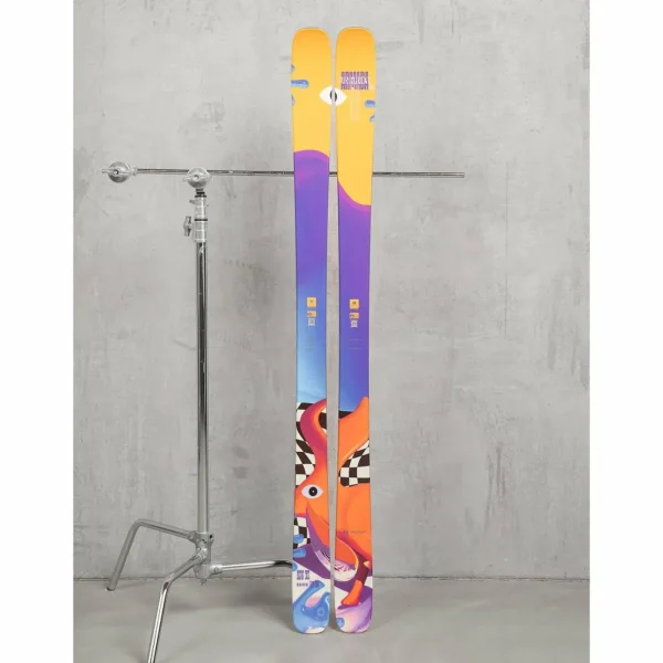 Armada ARV 88 Skis + Marker Griffon 13 ID Ski Bindings