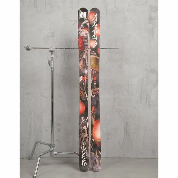Armada BDog Skis + Salomon Strive 14 MN Ski Bindings