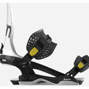 Bataleon Disaster+ Snowboard + Blaster Asymwrap Snowboard Bindings 2025