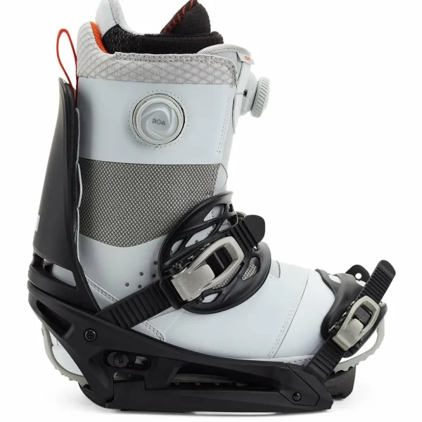 Burton Custom Flying V Snowboard + Cartel EST Snowboard Bindings 2025