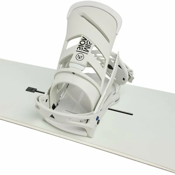 Burton Ripcord Snowboard + Mission Snowboard Bindings 2025