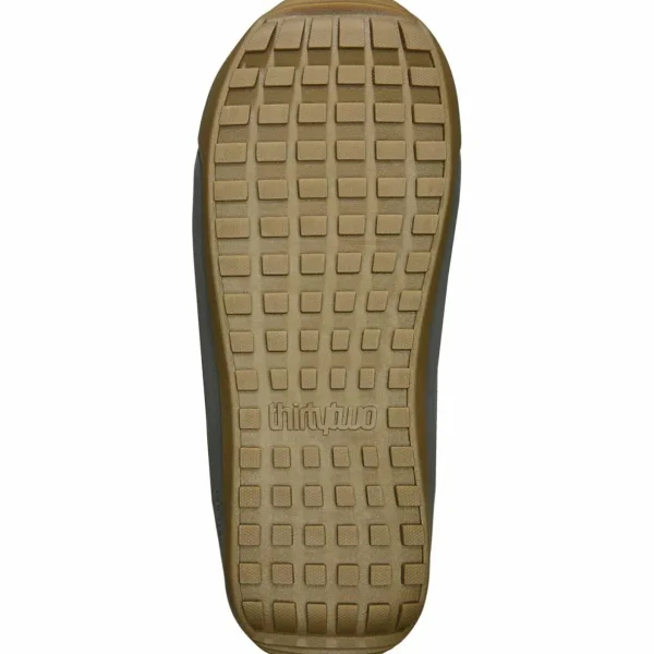 CAPiTA Pathfinder Camber Snowboard + Union Strata Snowboard Bindings + thirtytwo STW Double Boa Snowboard Boots 2025