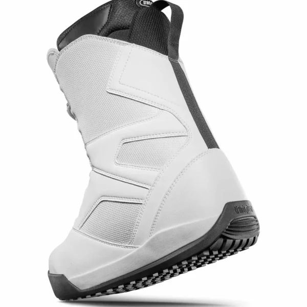 CAPiTA Pathfinder Camber Snowboard + Union Strata Snowboard Bindings + thirtytwo STW Double Boa Snowboard Boots 2025