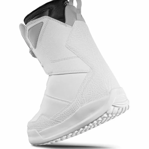 CAPiTA Space Metal Fantasy Snowboard + Union Rosa Snowboard Bindings + thirtytwo Shifty Boa Snowboard Boots - Women's 2025