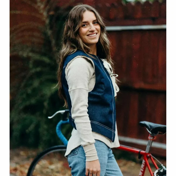 Women Deso Folsom Denim Vest - Women's