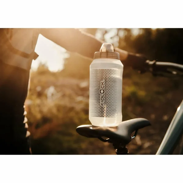 Fidlock Twist 750 25oz Compact Water Bottle with Bike Base