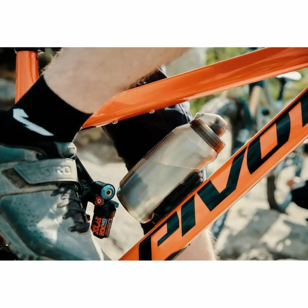Fidlock Twist 750 25oz Compact Water Bottle with Bike Base