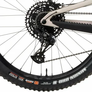 Juliana Furtado 5 C R Complete Mountain Bike - Women's 2024
