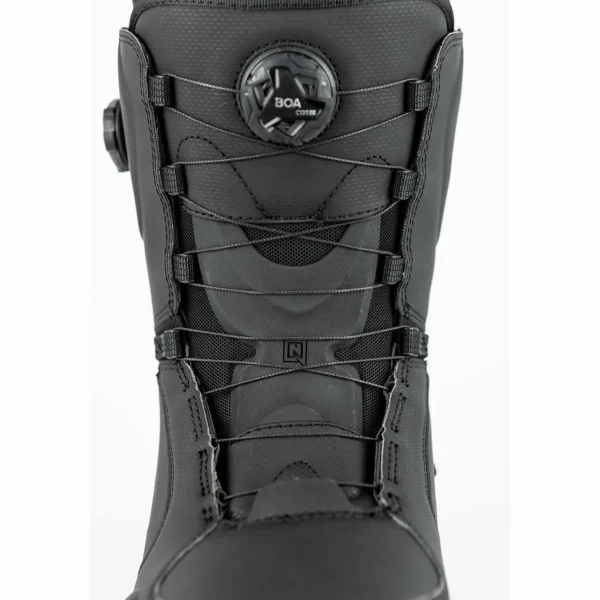 Lib Tech T. Rice Pro Snowboard + Burton Step On Genesis Snowboard Bindings  + Nitro Darkseid Step On Boa Snowboard Boots 2025