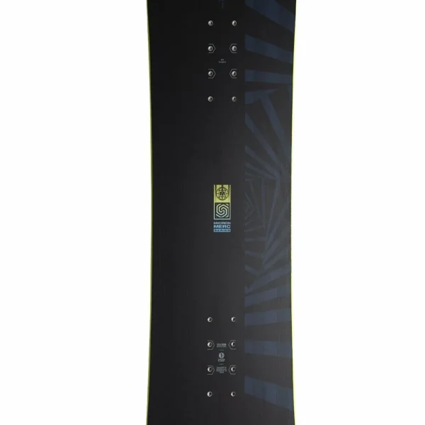 Kids Nidecker Micron Merc Snowboard + Union Cadet Pro Snowboard Bindings - Kids' 2025