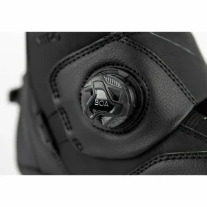 Nitro Cave Step On TLS Snowboard Boots + Burton Step On Escapade EST Snowboard Bindings - Women's 2025