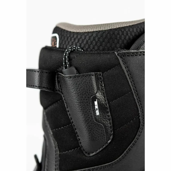 Nitro Cave Step On TLS Snowboard Boots + Burton Step On Escapade EST Snowboard Bindings - Women's 2025