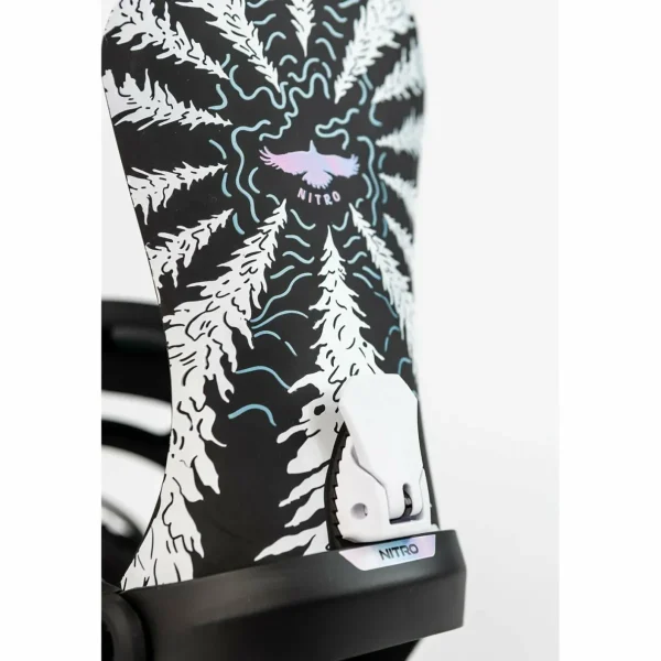 Nitro Squash Snowboard  + One Snowboard Bindings + Skylab Boa Snowboard Boots 2025