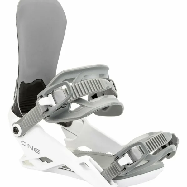 Nitro Squash Snowboard  + One Snowboard Bindings + Skylab Boa Snowboard Boots 2025