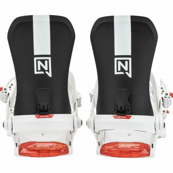 Nitro Squash Snowboard  + One Snowboard Bindings + Skylab Boa Snowboard Boots 2025