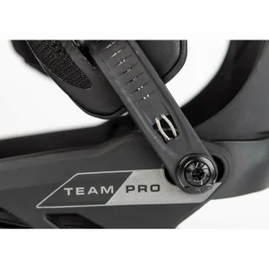 Nitro Squash Snowboard + Team Pro Snowboard Bindings 2025