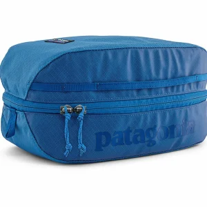 Women Patagonia Black Hole 6L Cube