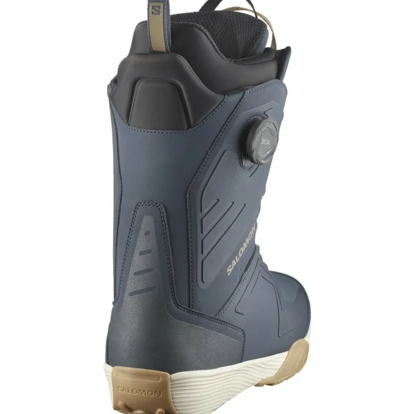 Salomon Assassin Snowboard + Hologram Snowboard Bindings  + Dialogue Dual Boa Snowboard Boots 2025