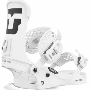 Season Aero Snowboard + Union Trilogy Classic Snowboard Bindings - Women's 2025