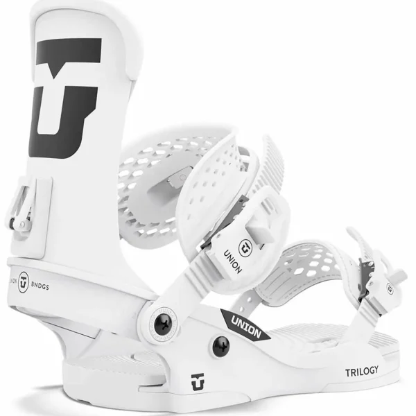Season Aero Snowboard + Union Trilogy Classic Snowboard Bindings - Women's 2025