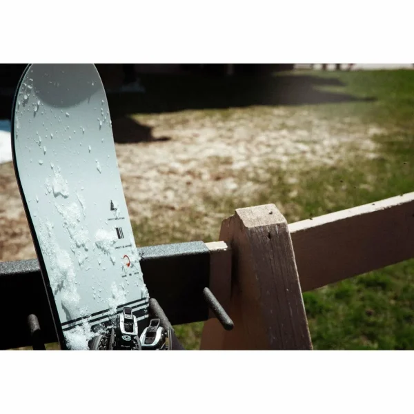 Season Primer Snowboard + Universal Snowboard Bindings + Vans Aura OG Snowboard Boots 2025
