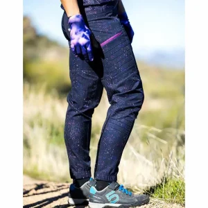 Women Shredly All Time Zipper Snap Mid-Rise Pants - Women's