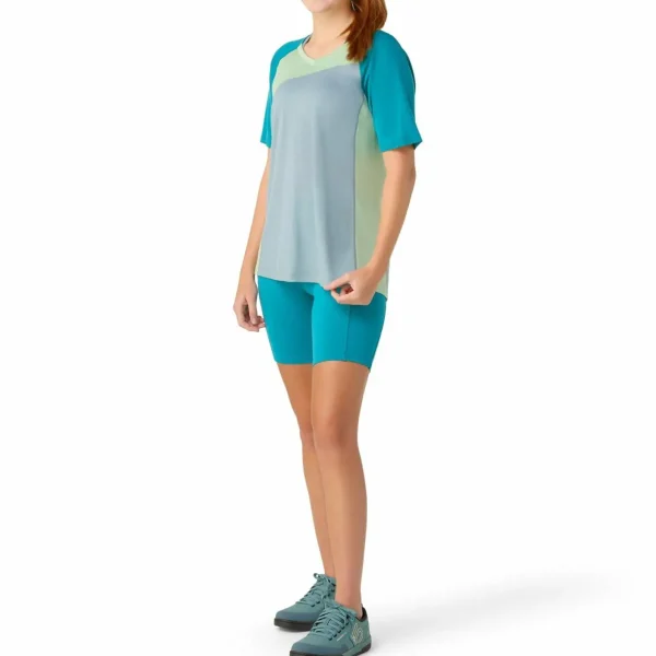 Women Smartwool Ultralite Mountain Bike Short Sleeve Tee - Women's