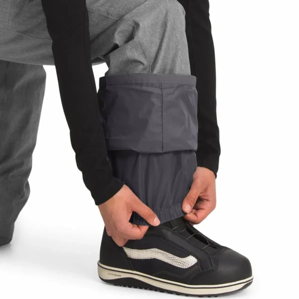 Women The North Face Freedom Insulated Short Pants - Women's