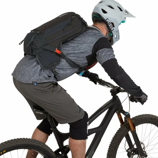 Women Thule Rail Pro 12L Hydration Pack