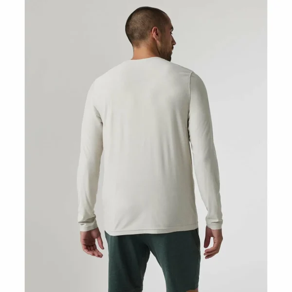 Vuori Long-Sleeve Strato Tech T-Shirt - Men's
