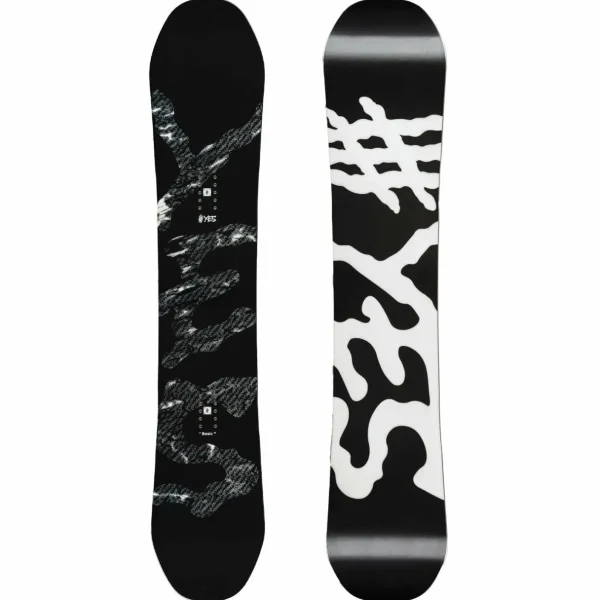 Yes. Basic Snowboard + Union STR Snowboard Bindings 2025