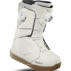 Yes. Menace Snowboard + Rebel Snowboard Bindings + thirtytwo Lashed Double Boa Snowboard Boots - Women's 2025