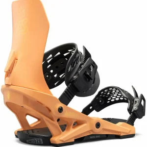 Yes. Menace Snowboard + Rebel Snowboard Bindings + thirtytwo Lashed Double Boa Snowboard Boots - Women's 2025