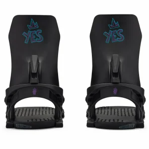 Yes. Menace Snowboard + Rebel Snowboard Bindings + thirtytwo Lashed Double Boa Snowboard Boots - Women's 2025