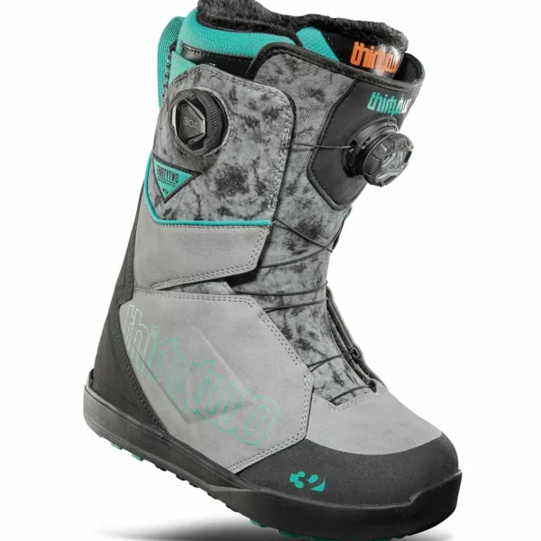 Yes. Menace Snowboard + Rebel Snowboard Bindings + thirtytwo Lashed Double Boa Snowboard Boots - Women's 2025