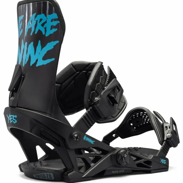 Yes. PYL UnInc DCP XTRM Snowboard + UnInc Snowboard Bindings 2025